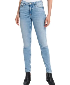 Coss Jeans Alan mit Skinny Fit in hellblauer Used Waschung