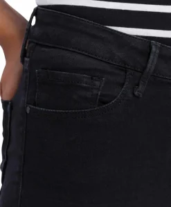 Cross Alan Skinny Jeans in schwarz aus Nachhaltiger Produktion