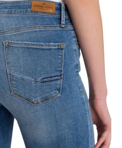 Cross Anya - hellblaue Slim-Fit-Jeans mit hohem Bund