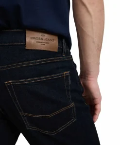 Cross Bootcut Jeans mit Slim Fit in Rinse-Waschung