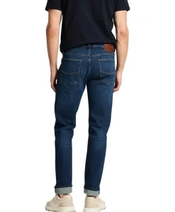 Cross Damien Jeans in Dunkelblau mit Slim Fit
