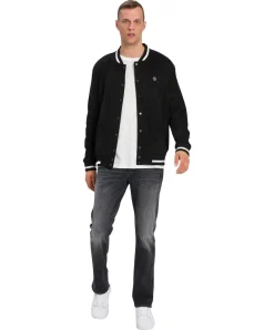 Cross Dylan Jeans Regular Fit in dunkler Waschung