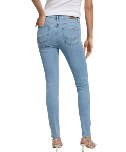 Cross Jeans Alan Skinny Fit in Hellblau