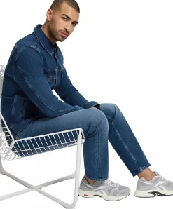 Cross Jeans Antonio mit Relaxed Fit in Mittelblau