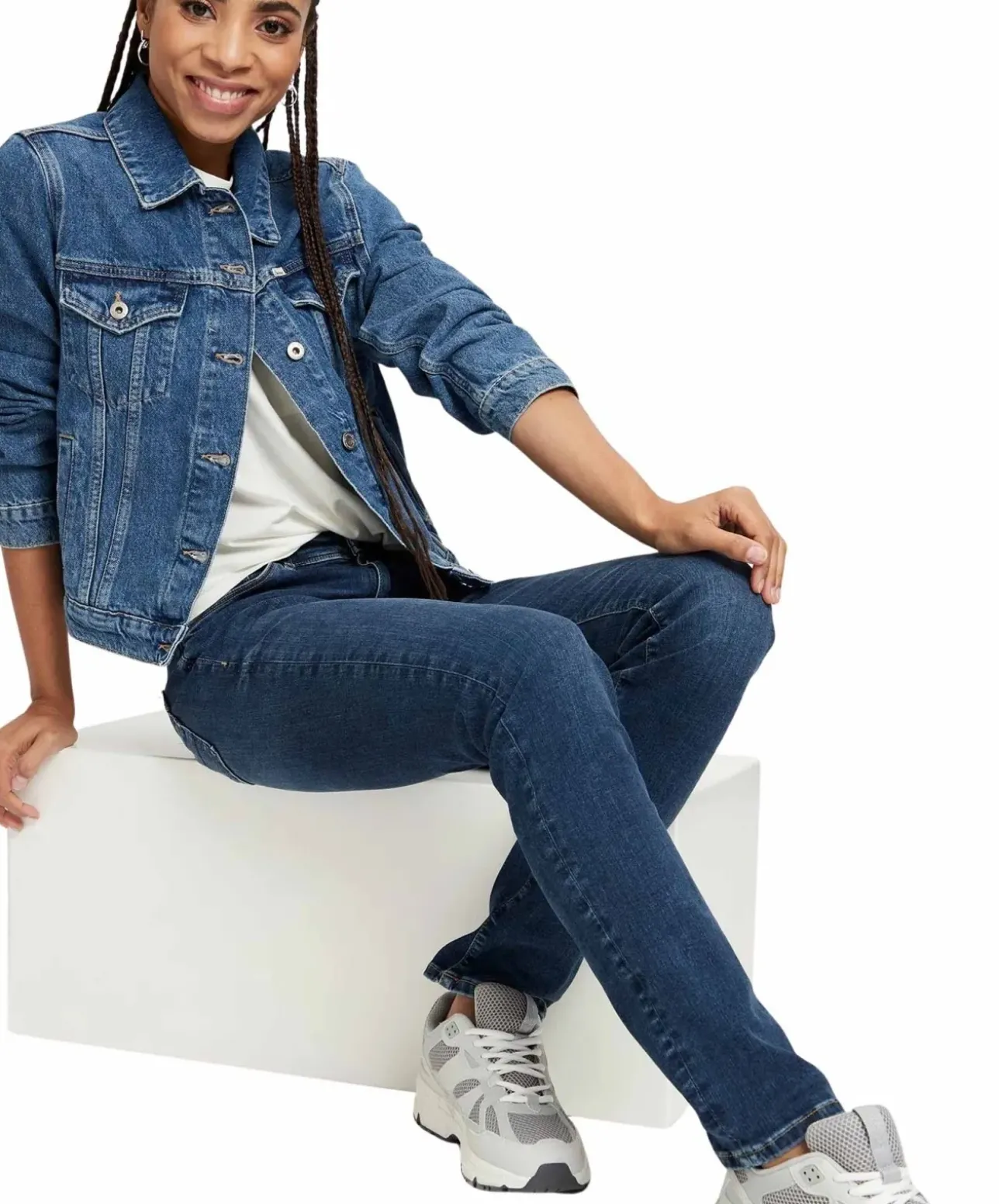 Cross Jeans Anya in Dunkelblau mit Slim Fit