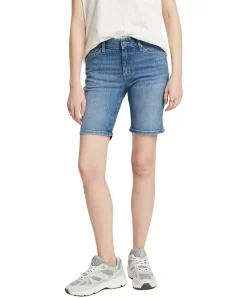 Cross Jeans Anya Short mit hohem Bund in heller Waschung