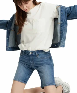 Cross Jeans Anya Short mit hohem Bund in heller Waschung