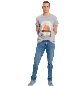 Cross Jeans Damien mit Slim Fit in Vintage Waschung
