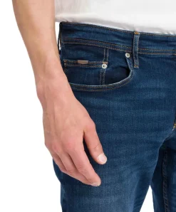 Cross Jeans Dylan mit Straight Leg in dunkler Verwaschung