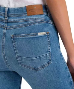 Cross Jeans mit hohem Bund Judy in Mittelblau mit Ankle Länge