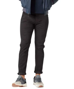 Dockers Alpha Chino aus schwarzem 360 Flex Material