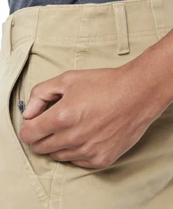 Dockers Chino Alpha Slim Smart 360 Flex in Khaki