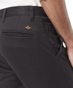Dockers Herren-Chino Alpha Original in Schwarz