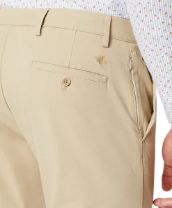 Dockers Khaki Hose in schmaler Form