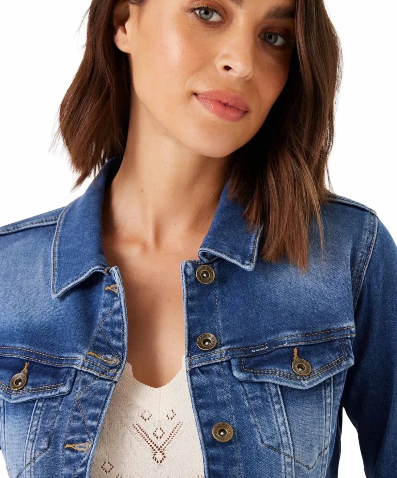 Garcia Slim Fit Jeansjacke Sofia in mittelblauer Waschung