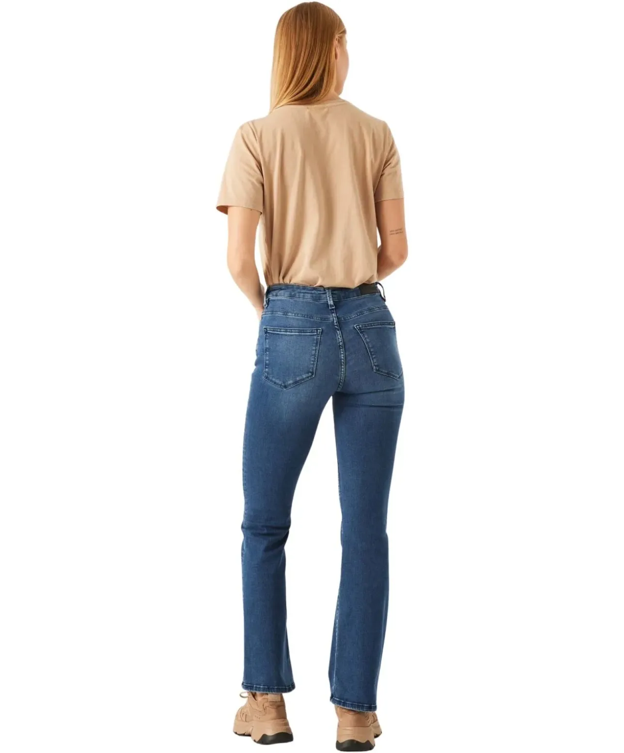 Garcia T-Shirt in beige mit kleinem Brustprint