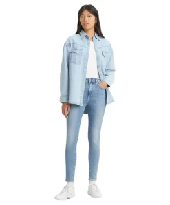 Levi's 721 High Rise Skinny Jeans in Blue Wave Light