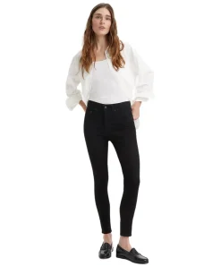 Levis 721 High Rise Skinny Jeans in schwarzer Waschung