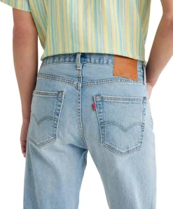 Levi's 501 Jeans Original Fit in hellblauer It Out Washung