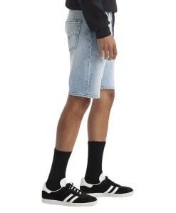 Levis 501 Shorts aus Stretch-Denim in Hellblau