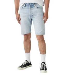 Levis 501 Shorts mit geradem Schnitt in Hellblau