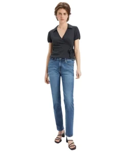Levi's 712 Slim Jeans in blauer Blue Wave-Waschung