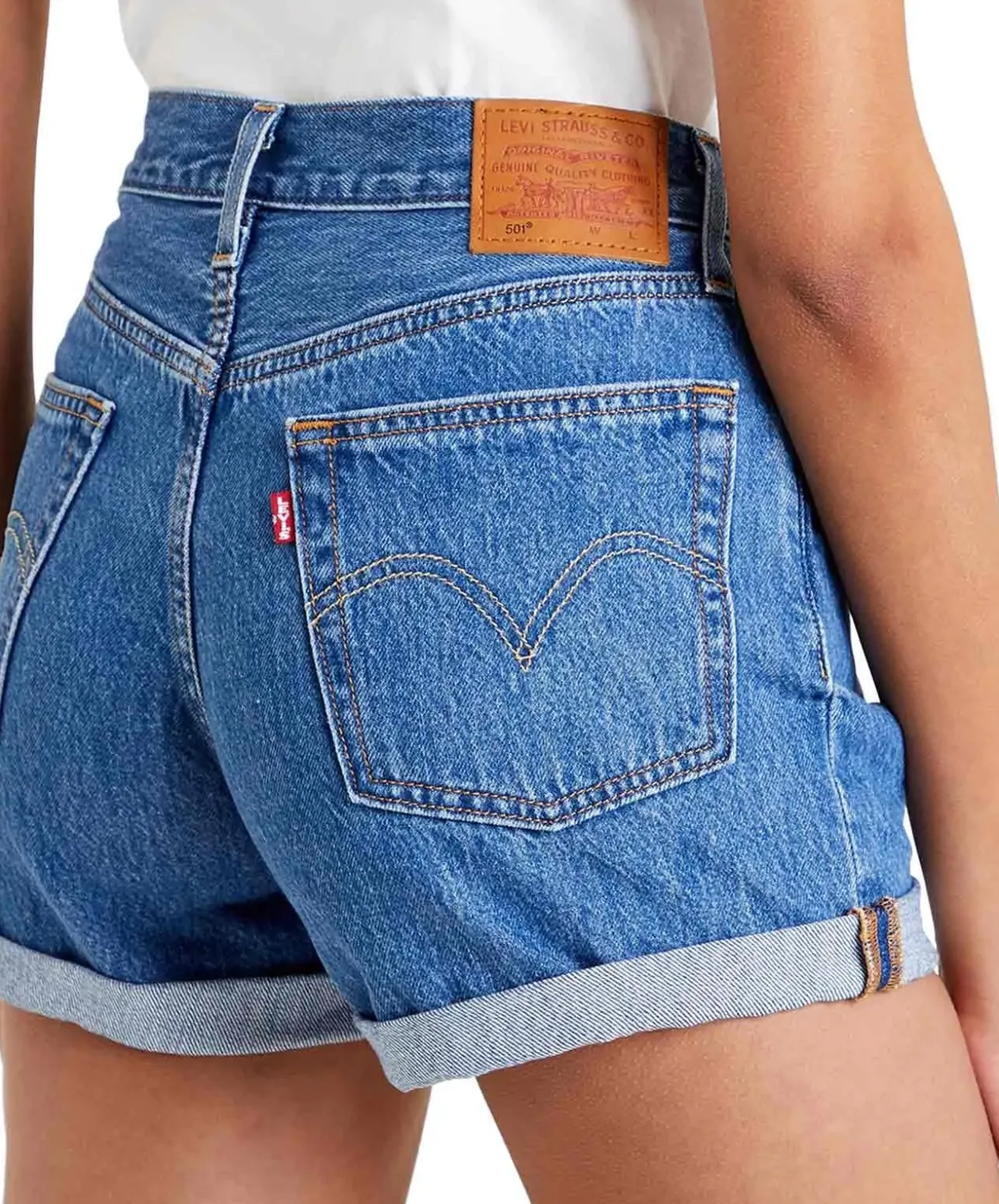 Levis Damen Jeans Shorts Long 501 mit hohem Bund