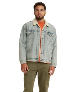 Levi's Jeansjacke mit Fell in hellblauem Stonebridge