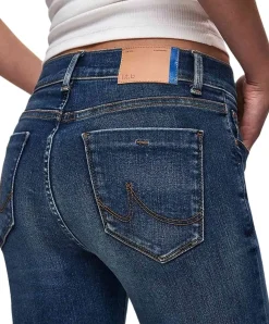LTB Fallon Jeans in Dunkelblau mit mittelhohem Bund