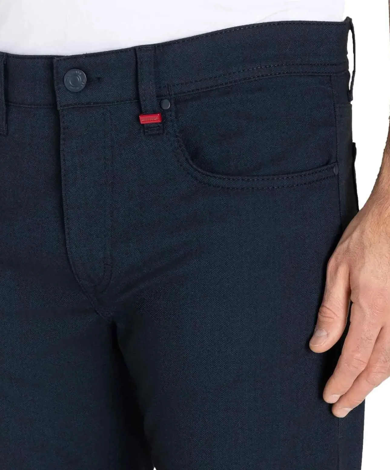 Mac Arne Hose mit Structure Flex in Dunkelblau