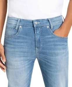 Mac Arne Pipe Jeans Modern Fit in Hellblauer Optik