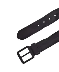 Mustang Gürtel aus Leder mit eckiger Schließe in Schwarz