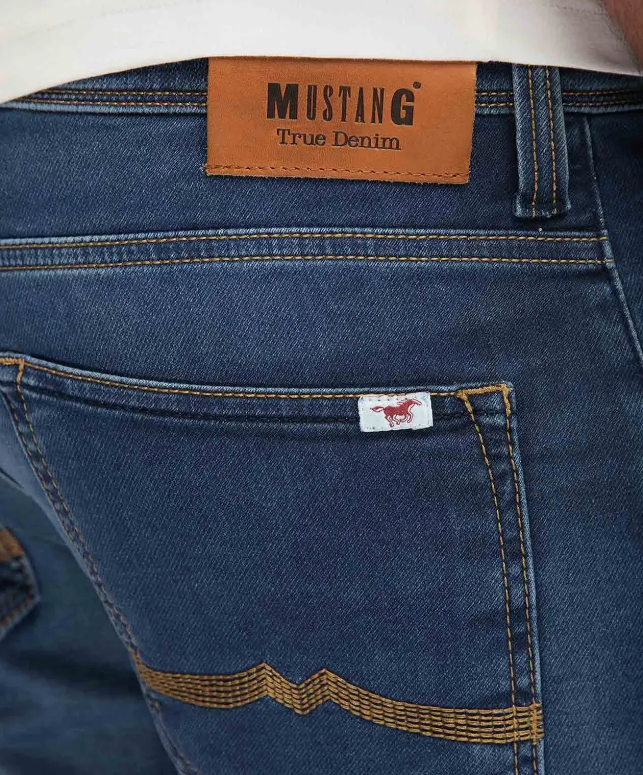 Mustang Herren Jeansshort Chicago in blauem Casual Look