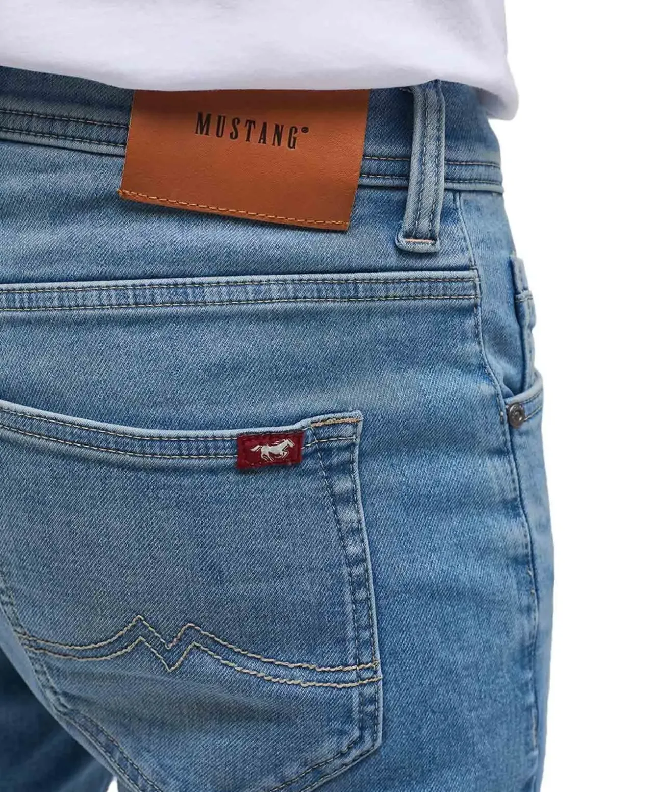 Mustang Oregon Slim fit Jeans in hellblauer Waschung
