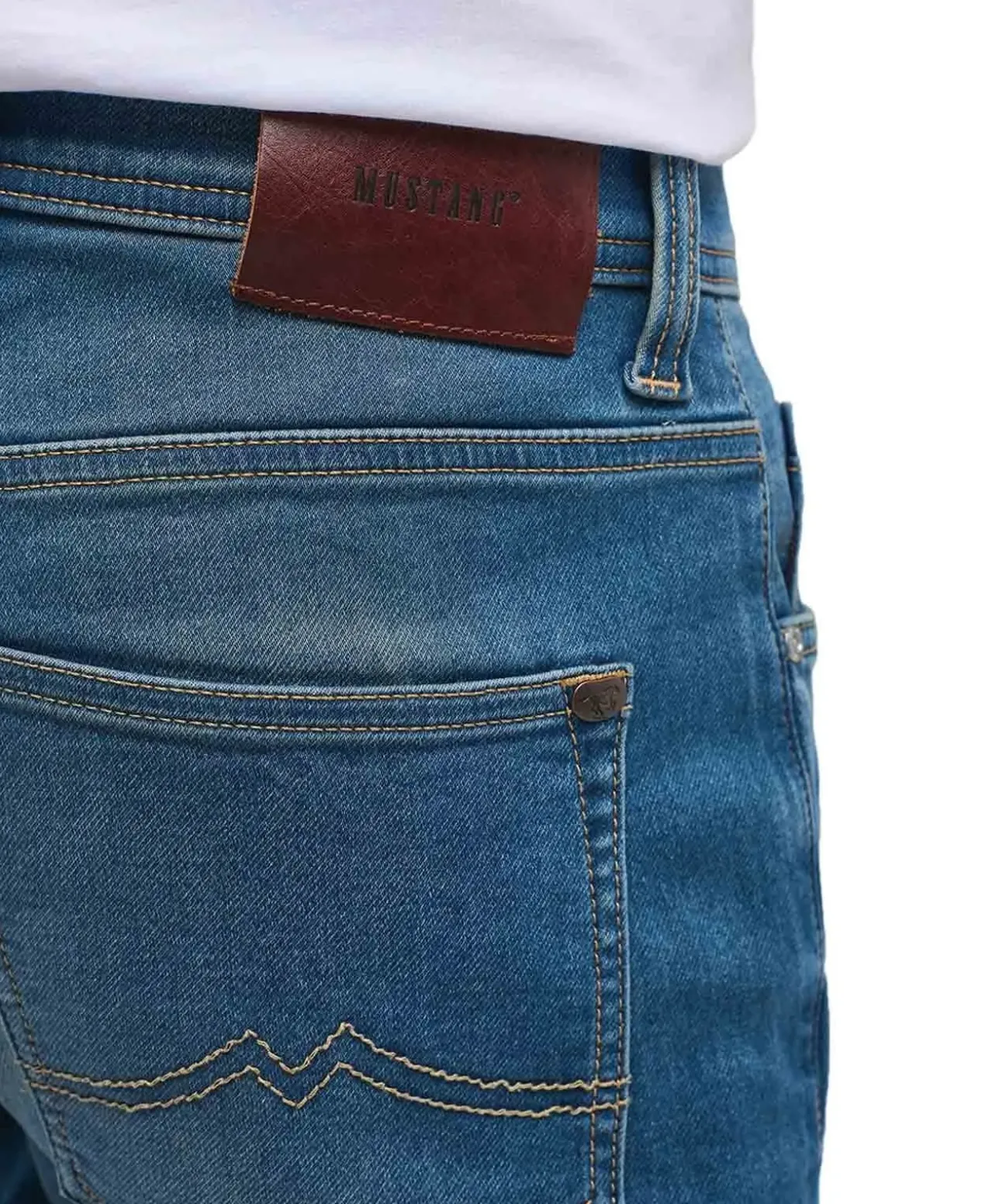 Mustang Oregon Slim K Jeans in mittelblauer Uesd-Waschung