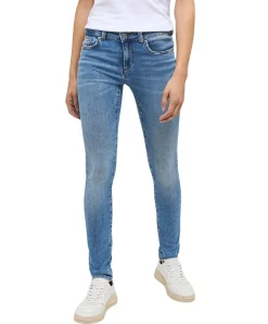 Mustang Quincy Skinny fit Jeans in hellblauer Waschung