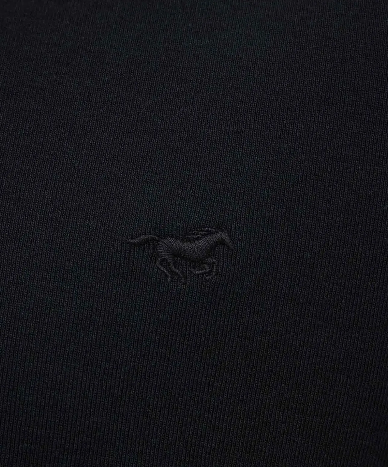 Mustang T-Shirt aus Baumwolle Amado V-Neck in Schwarz