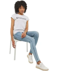 Mustang T-Shirt mit Label-Print Alina C in Hellgrau