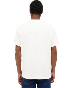 Mustang T-Shirt Print Austin in Cannoli Cream Färbung