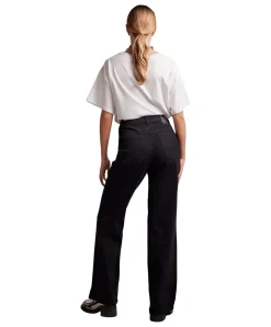 Pieces Peggy Jeans mit weitem Bein in Schwarz