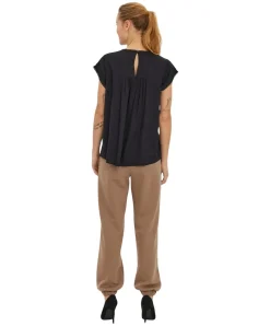 Vero Moda Blusenshirt Debbie mit kurzen Ärmeln in Schwarz