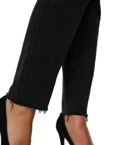 Vero Moda Jeans Mom Brenda in Schwarz mit Bio-Baumwolle