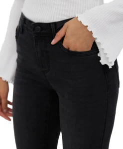 Vero Moda Jeans Skinny fit Tanya in schwarzem Used
