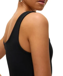 Vero Moda Maxikleid in Schwarz mit femininer Silhouette