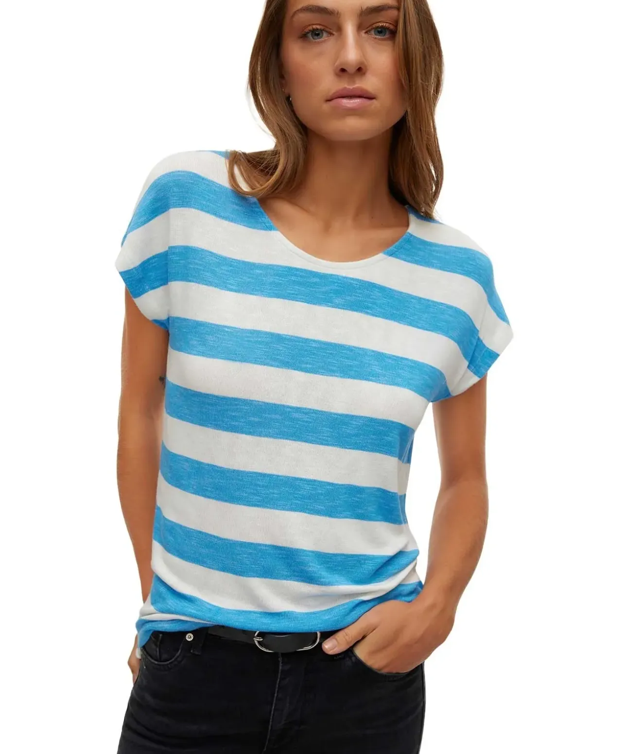 Vero Moda T-Shirt Wide in Azurblau mit Streifen