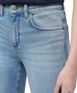 Wrangler Bootcut Jeans mit High Waist in Hellblau