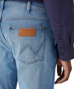 Wrangler Greensboro Jeans Straight Fit in Hellblau