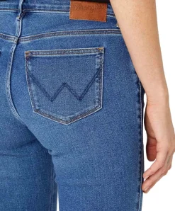 Wrangler Jeans Bootcut Body Bespoke in Camellia Waschung