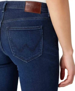 Wrangler Jeans Bootcut mit Body Bespoke in Dunkelblau