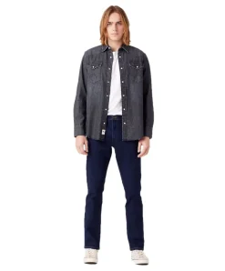 Wrangler Jeans Greensboro im tiefem Dunkelblau